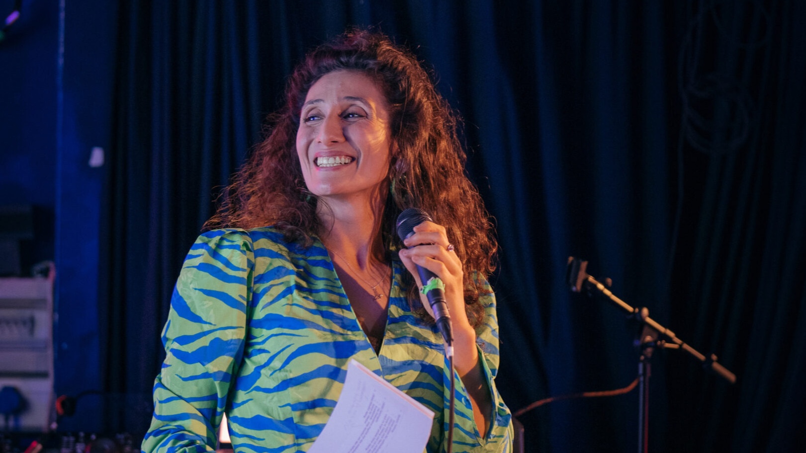Büsra bei der Moderation