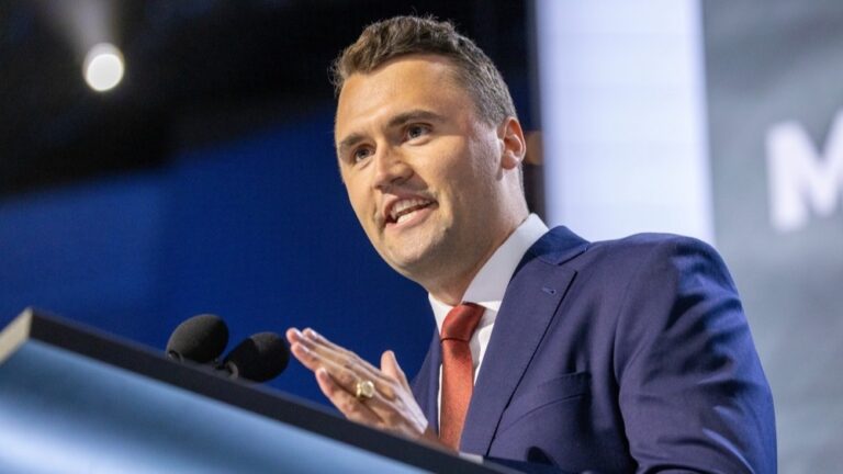 Charlie Kirk während einer Rede.