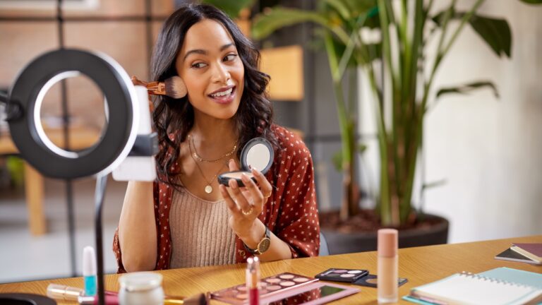 Influencer im Jahr 2050: Wenn Likes Spuren hinterlassen