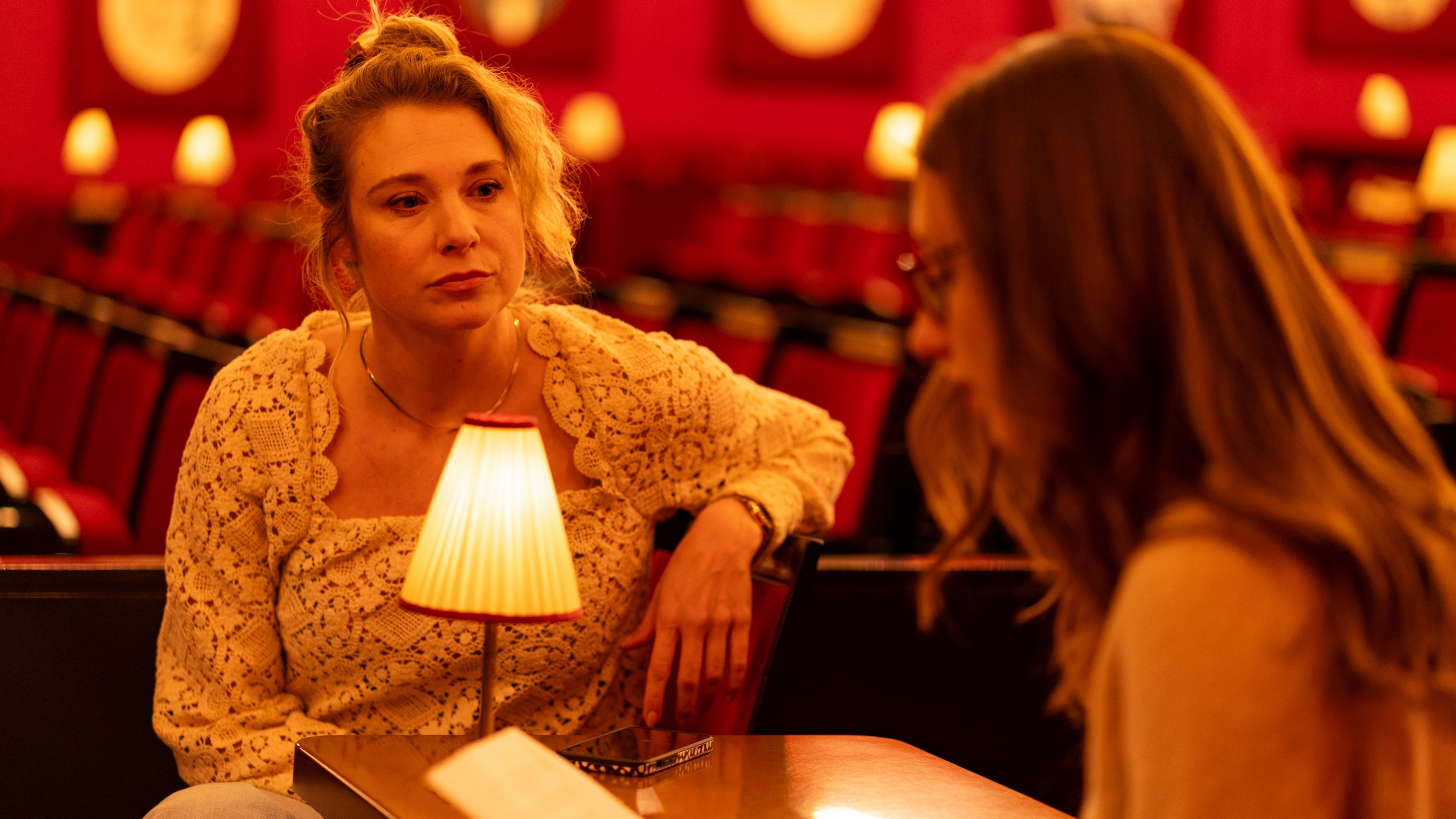 Jenny Frankl im Gespräch mit Redakteurin Chiara Schmid