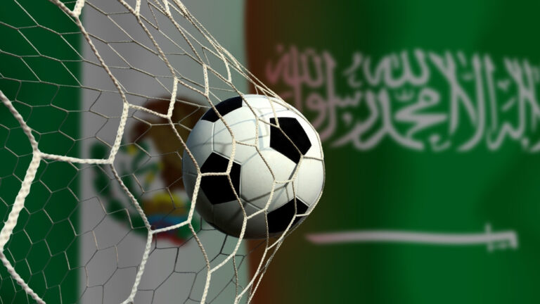 Ronaldo mit Fans in seiner neuen Wahlheimat: Lob für die Diktatur