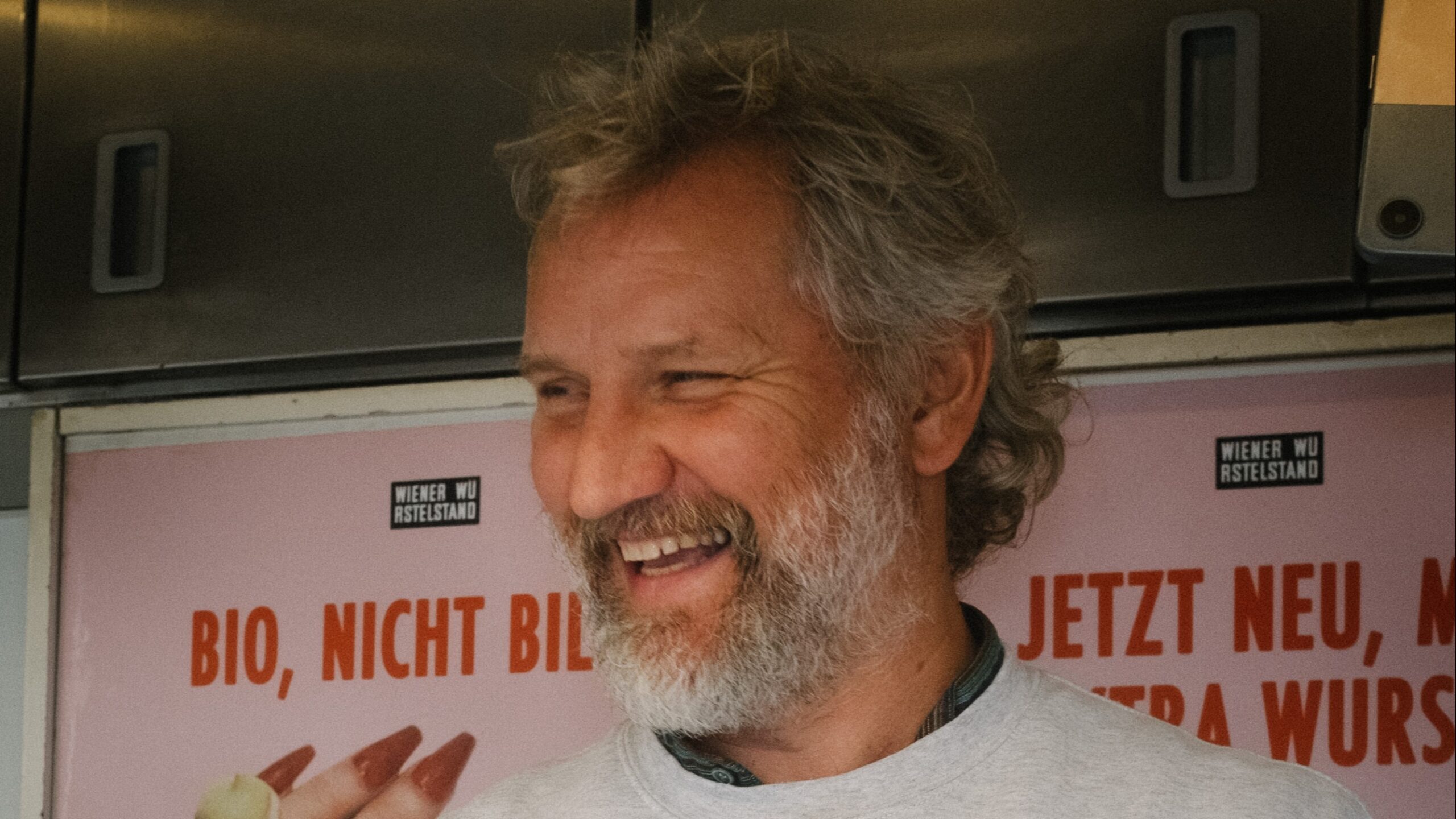 Geschäftsführer der „Wiener Würstelstände“ in der Pfeilgasse und Spittelau: Mike Lanner