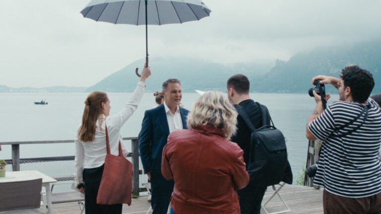 SPÖ-Chef und Vizekanzler Andreas Babler und sein Wahlkampfteam